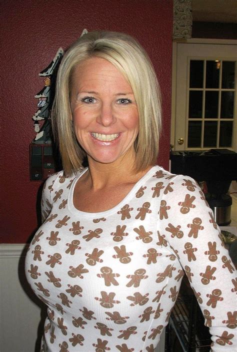 Blonde Amateur Milf Porn Videos 